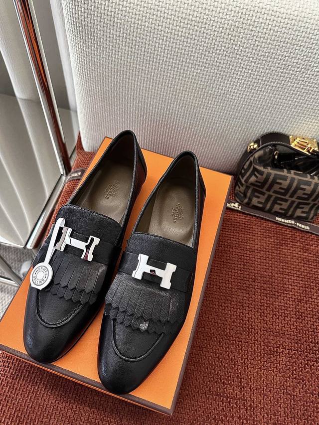 Made In Guangdong * Royal Retro H-Buckle Fringe Loafer | Authentic Imported - Bl