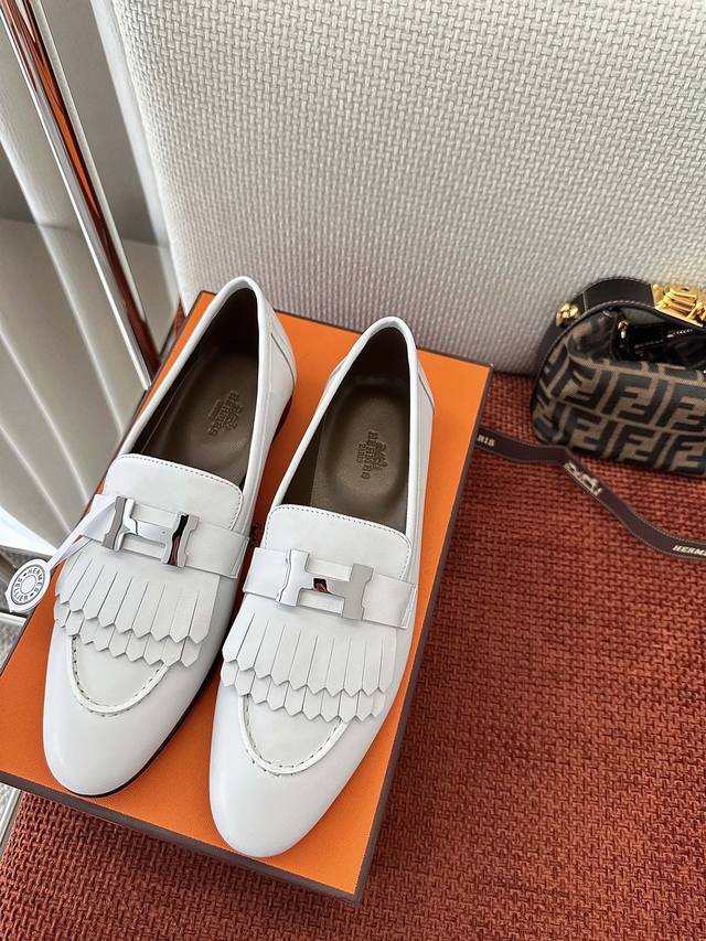 Made In Guangdong * Royal Retro H-Buckle Fringe Loafer | Authentic Imported - Wh