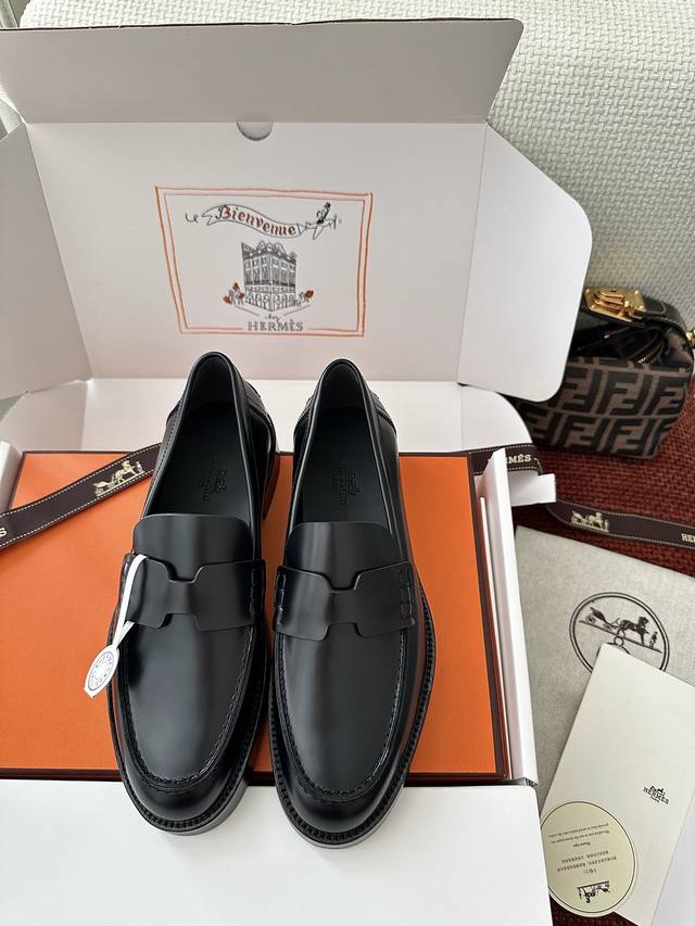 Made In Guangdong * New Hitch Loafer | Authentic Purchase - Black Material And C