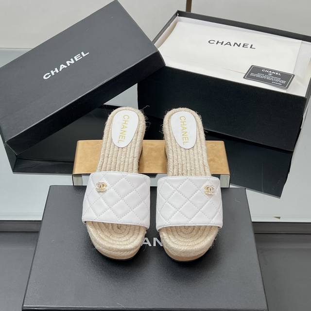 Top-Tier Version, Hemp Rope Series, 2025 Summer New Chanel Camellia Sandals. Cha
