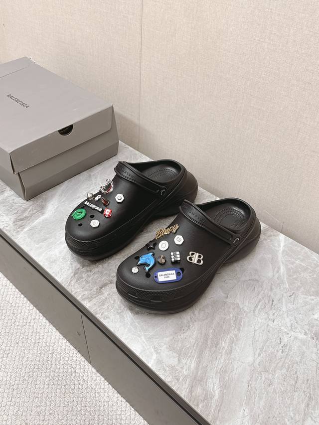 Men's 10 Balenciaga Spring/Summer Latest Couple's Sandals, 2025 Spring New Black