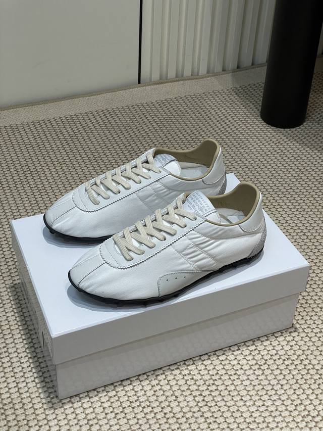 Men's 10 Couple Set Maisonmargiel* Mm6 Margiela 2025 Latest German-Style Casual