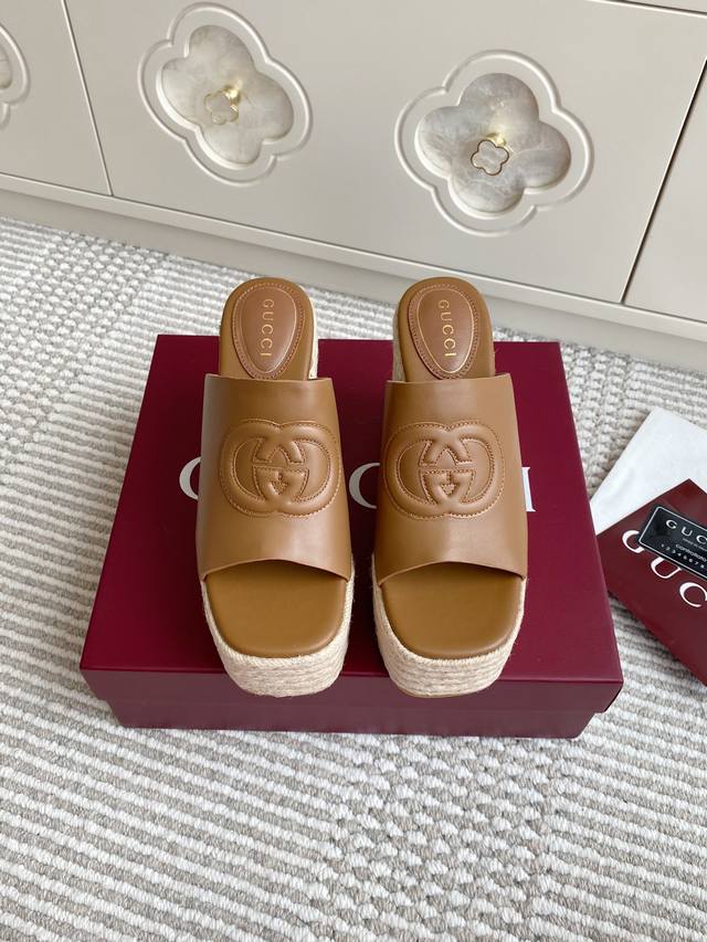 Gucci 25Ss Gg Buckle Hemp Rope Woven Platform Heeled Sandals Fashion Is Cyclical