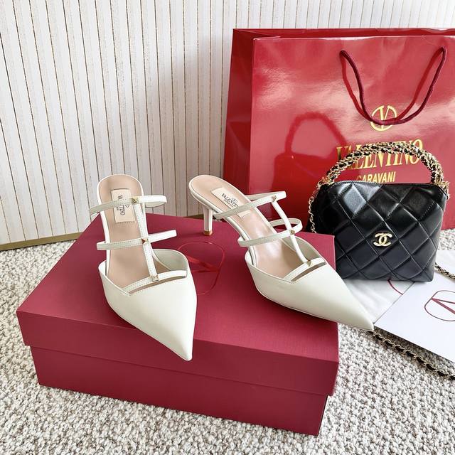 Valentin*Vt Valentino New Runway Style Pointed-Toe Mini Studded High-Heel Sandal