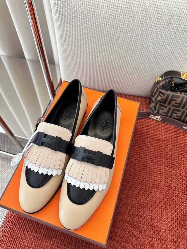 Plane Box 10 Resale Version * Royal Retro H-Buckle Fringe Loafer | Original Purc