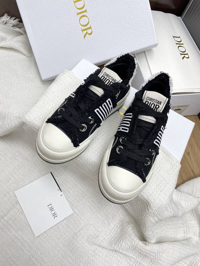 Dior Walk'n Series Thick-Soled Canvas Sneakers Casual Sneakers This Walk'n Dior