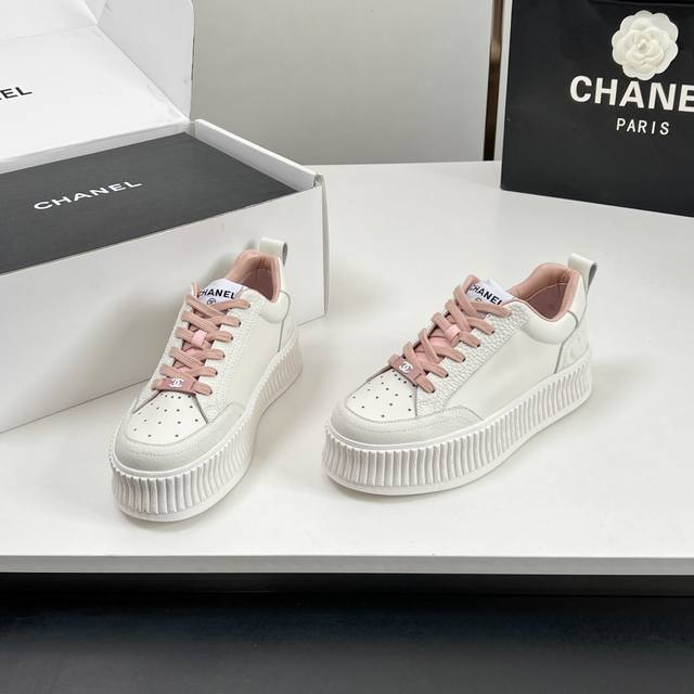 Factory P-Price, Embossed Logo, Thick-Soled Cookie-Style Shoes. Chanel's Classic