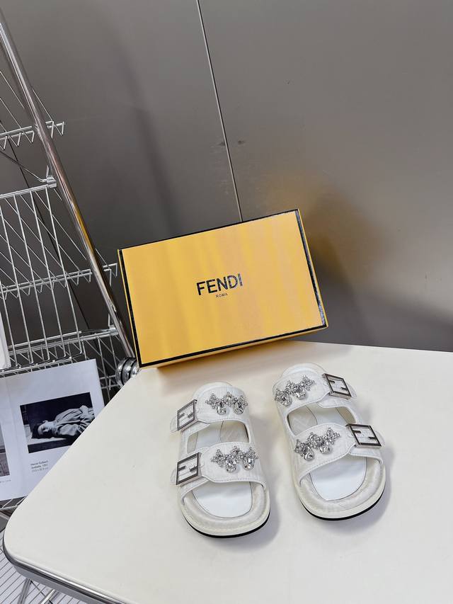 Diamond 30 Top-Quality Authentic Version Fendi Couple's Double-Strap Flat Sandal