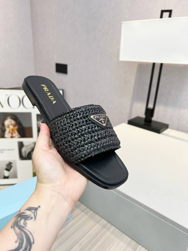 Leather Sole + 40 Prada 2025 Glossy Version. Paired With A Woven Upper, The Enti