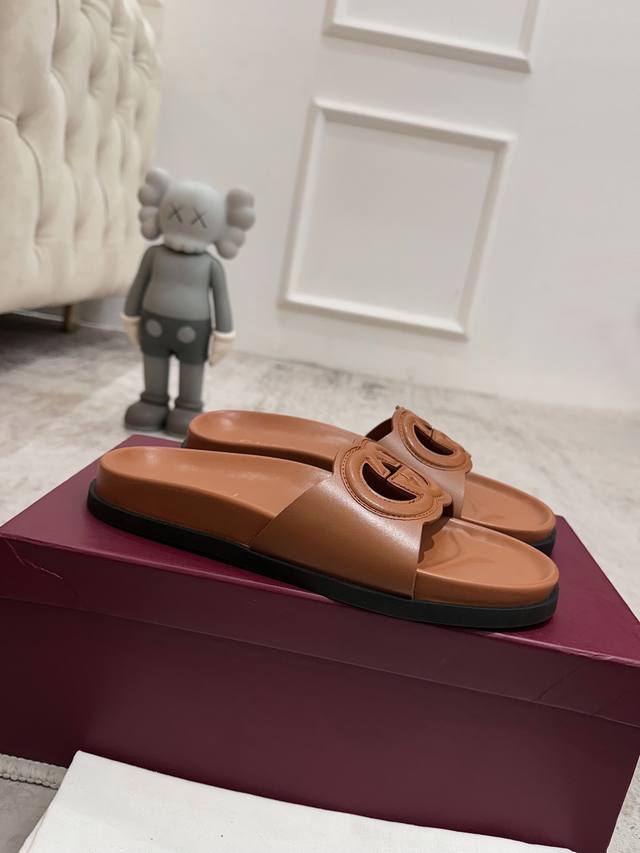 2025 Gucci New Arrival, Leather Upper. Special Offer New Arrival Thick-Soled Guc