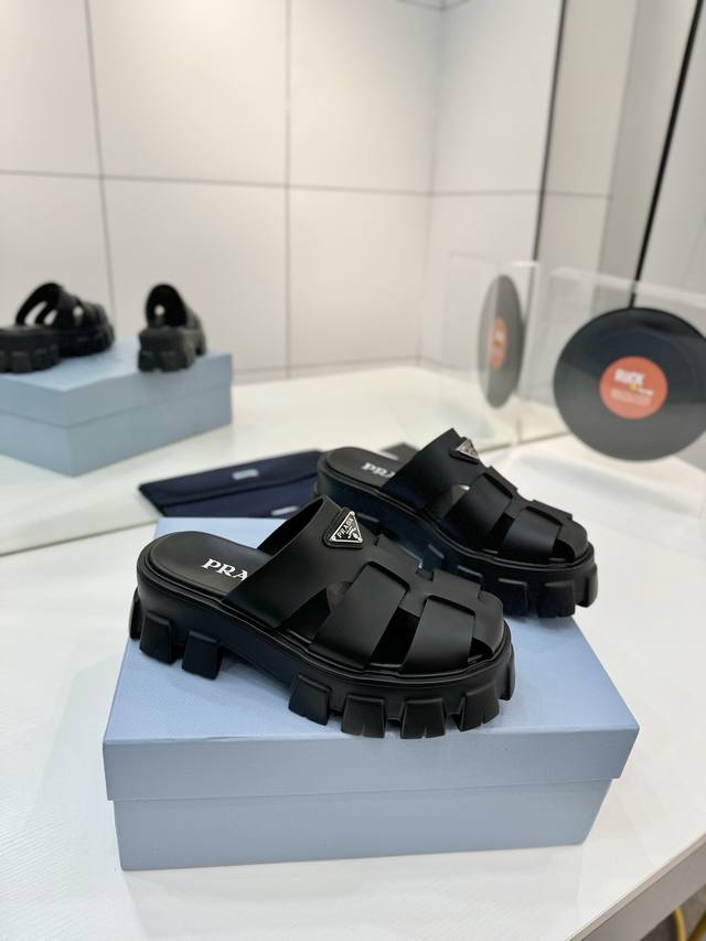 Factory P-Price Prada Rubber Triangle Logo, Sawtooth, Thick Sole Sandals, Beach