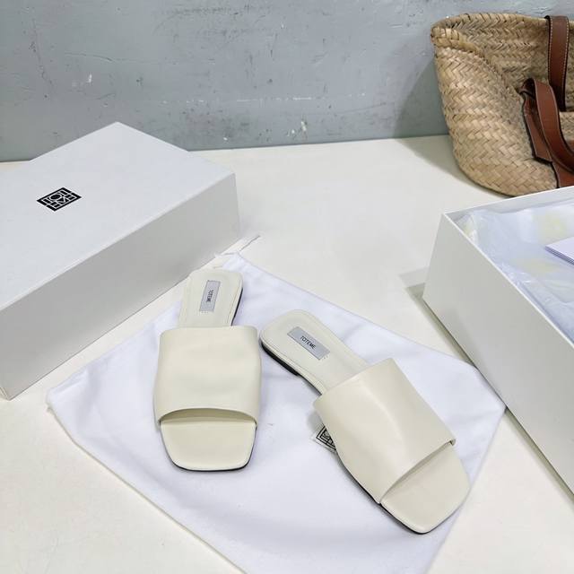 High-Quality Factory-Direct! Niche Fashion Brand Toteme 25 Spring/Summer Flat Sq