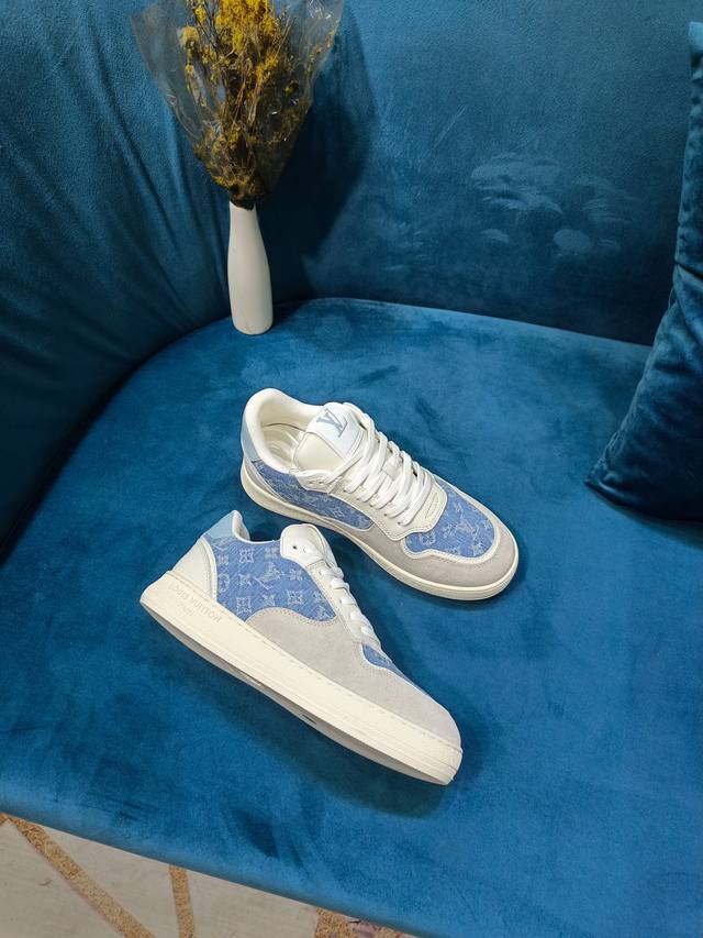Lv Board Shoes Latest Model, Fashionable Casual Sports Lv Stadium Sneakers Reint