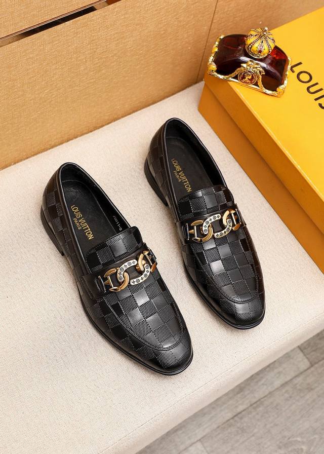 Product Trademark: Louis Vuitton Casual Leather Shoes. Standard Sizes: 38-44. Cu