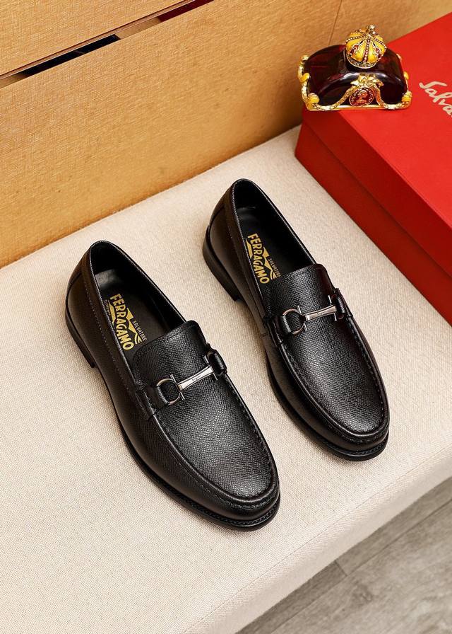 Product Trademark: Ferragamo Casual Leather Shoes Standard Sizes: 39-44 Custom S