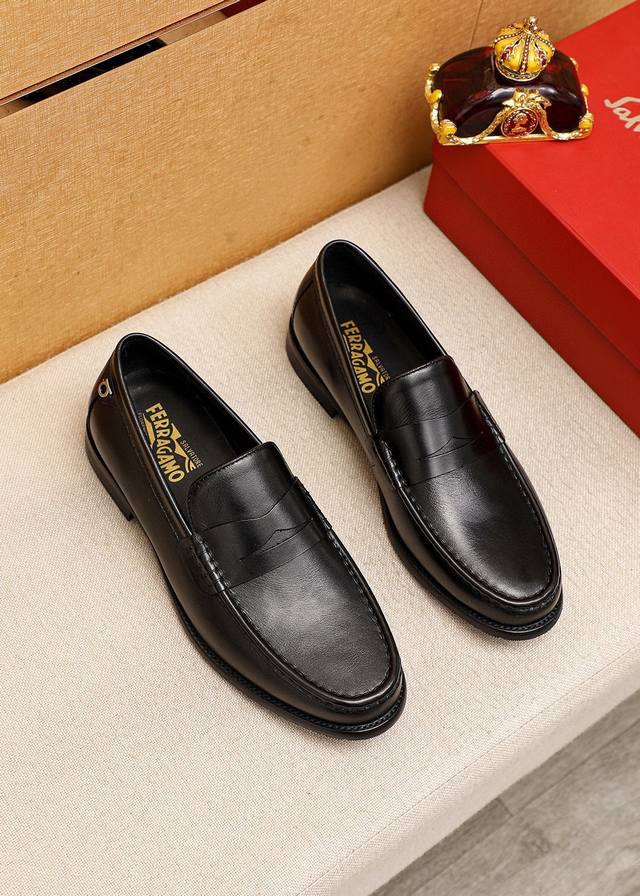 Product Trademark: Ferragamo Casual Leather Shoes Standard Sizes: 39-44 38.45.46