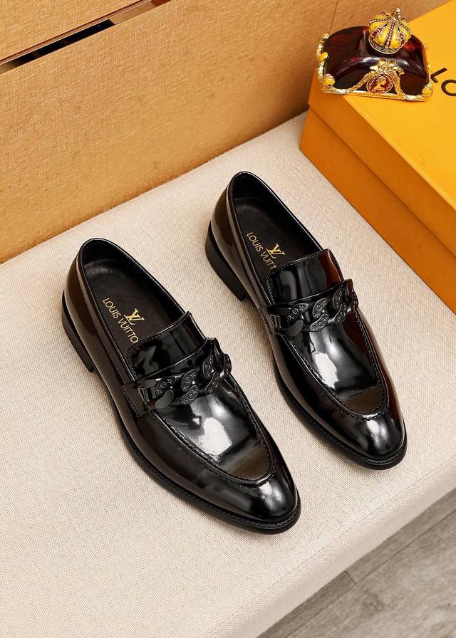 Product Trademark: Louis Vuitton Casual Leather Shoes Standard Sizes: 39-44 38.4
