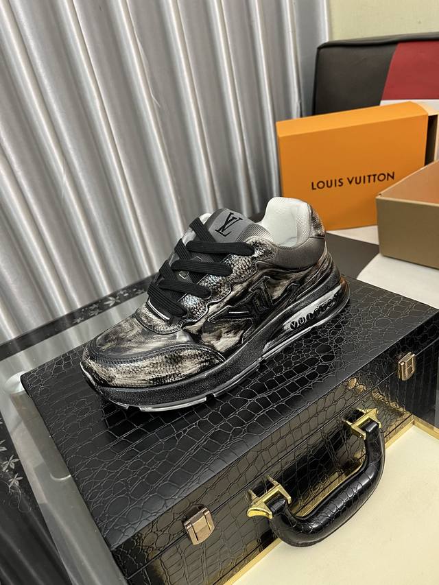 Factory Price: Louis Vuitton New Couple's Casual Sports Shoes Lv Now Has Its Own