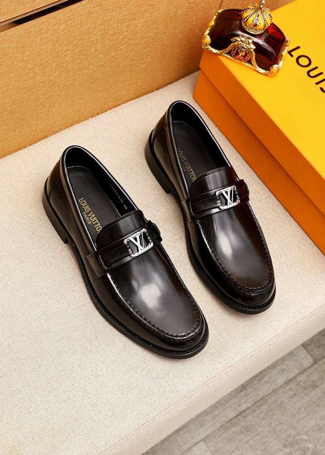 Product Trademark: Louis Vuitton Casual Leather Shoes Standard Sizes: 38-44 45.4