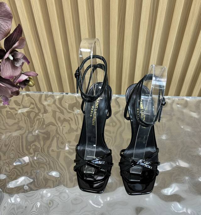 Saint Laurent 2025 Pre-Spring New Sandal Style: Ysl Letter Logo Heel Paired With