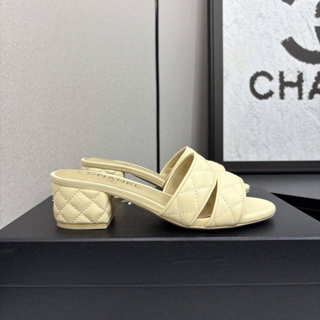 2025 A Versatile Series Worn By Numerous Celebrities And Influencers, Trending O
