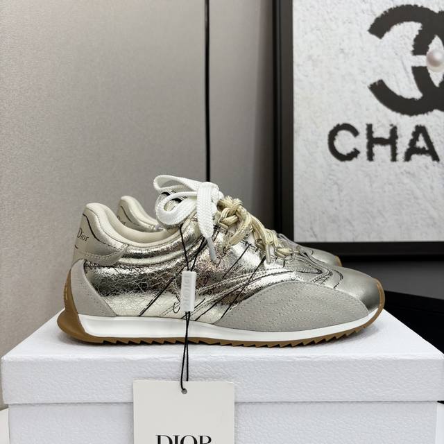 Dior High-Top Version. Original Design With A New Tpu Suction Membrane Ultra-Lig