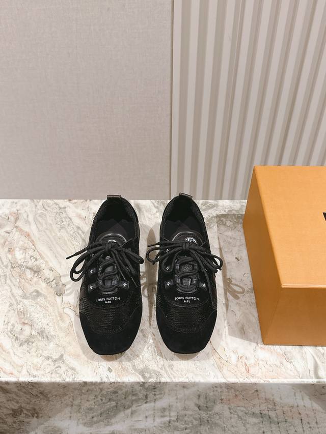 Authentic Louis Vuitton Store Latest Retro Training Shoes; Forrest Gump Shoes; B