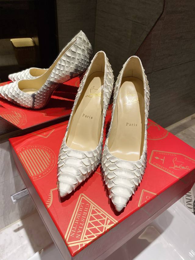 Snake Skin Series Custom-Made, No Returns Or Exchanges. Sizes: 34-35-35.5-36-36.