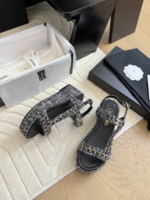 Chanel 25P Spring/Summer New Chain-Detail Sandals! Ultra-Popular Heavy-Duty Meta