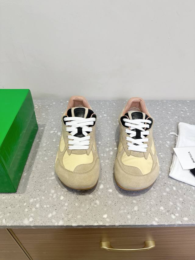 Men's Size +10 Bottega Veneta 25Ss Spring/Summer New Arrival Retro Agan Shoes Sp