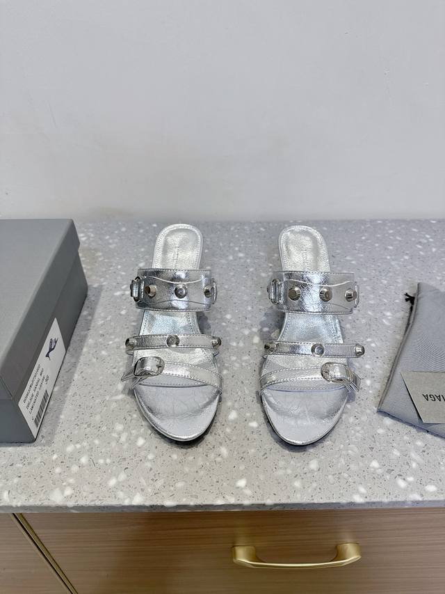 Balenciaga Paris 25Ss Spring/Summer New Arrival Studded Three-Strap High-Heel Sa