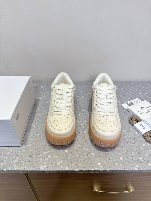 Alo Niche Streetwear Brand 25Ss Spring/Summer Latest Bestseller Panda Color-Bloc