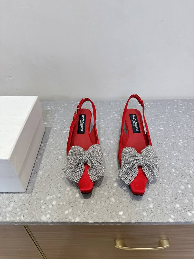 Dolce & Gabbana 25Ss Spring/Summer New Arrival Kitten Heel Bow Sandals. The Coll