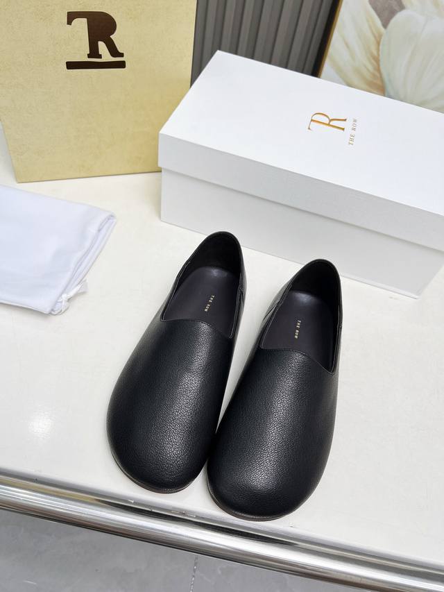 High-Quality Factory-Direct The Row Round-Toe Single-Strap Shoes. The Moment You