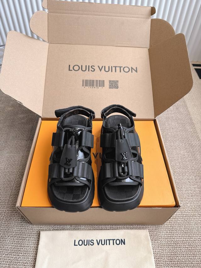 Louis Vuitton New Arrival Thick-Soled Sandals Casual And Versatile, Lightweight