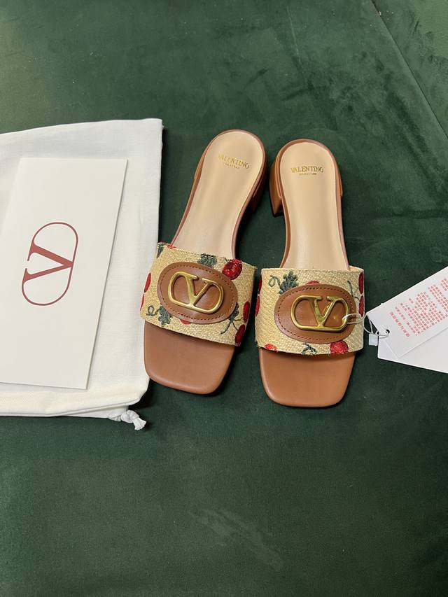 Premium-Grade Va*Le*Tino Hua*Tian*Early Spring New V-Buckle Flat Sandals, Purcha