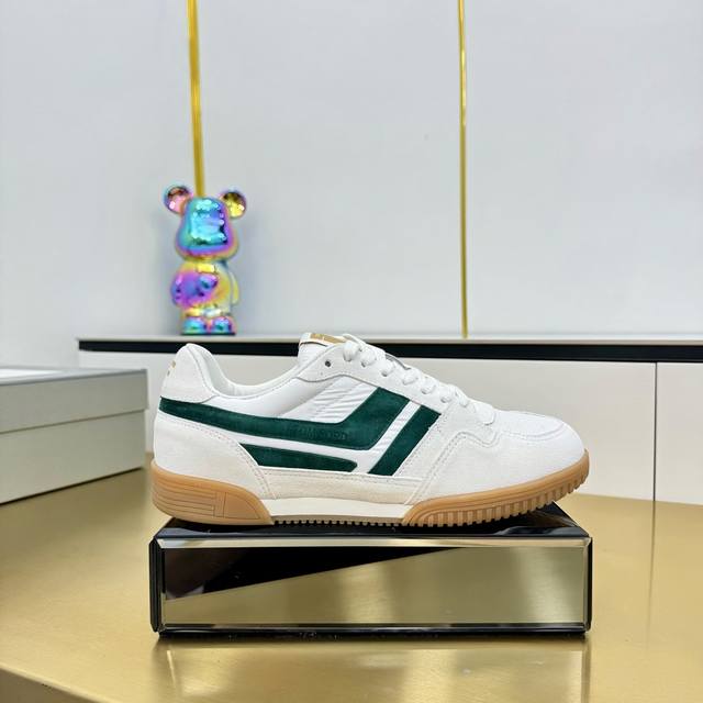 Tom Ford American Luxury 2025 Bestseller Size: 39-45 Tom Ford, A European And Am