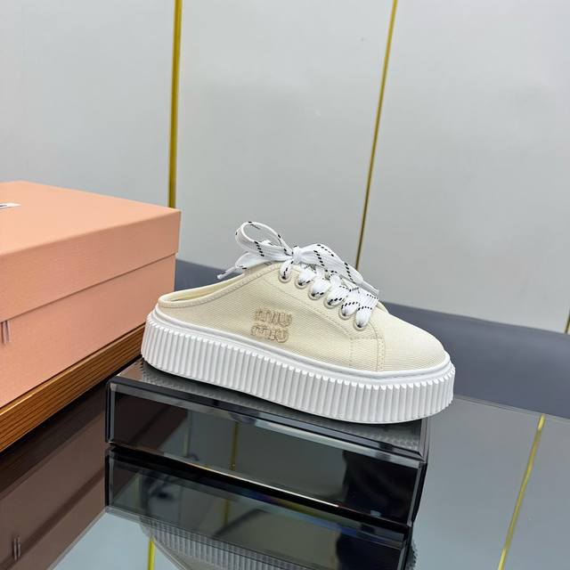 Miu Miu 25Ss Spring New Arrival Thick-Soled Cookie Shoes, Latest Runway Style, C
