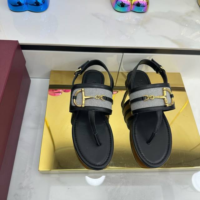 Factory Price Pp 2025 Summer New D-Shaped Light Gold Horsebit Thong Sandals Gucc