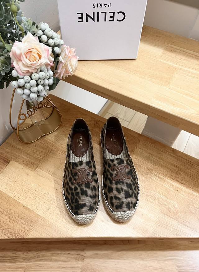 Celine Striped Flat-Heel Fisherman Shoes These Single Shoes Are Made Of Cotton C