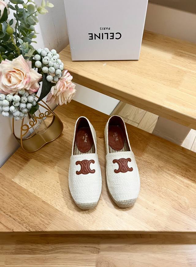 Celine Striped Flat-Heeled Fisherman's Shoe. This Single Shoe Is Made Of Cotton