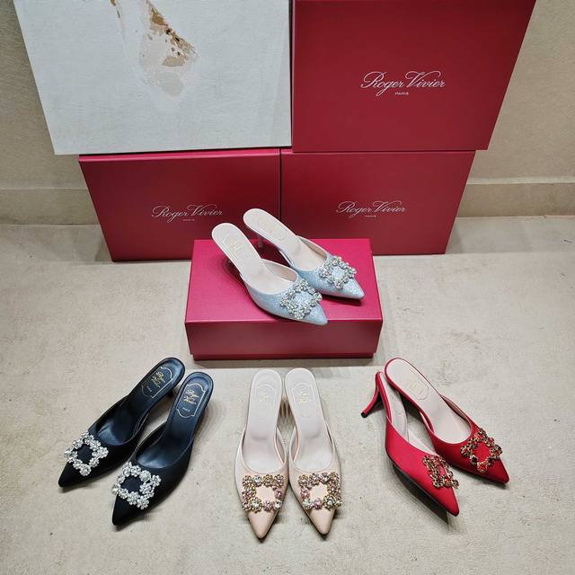 2225 New Arrival At The Counter: Diamond Buckle Silk Pumps Series - Luxurious Ne