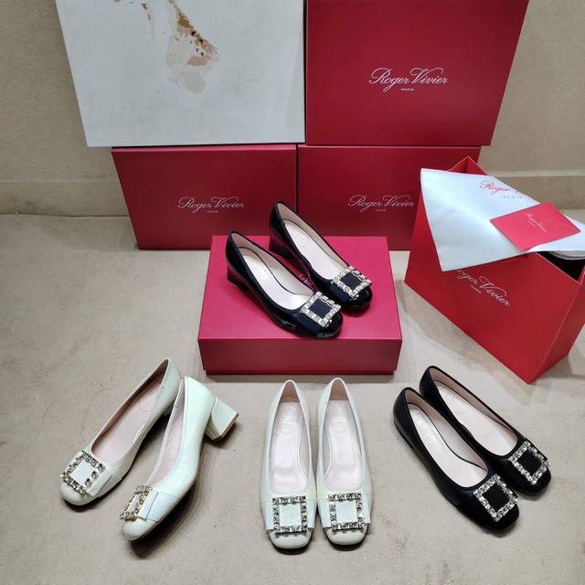 New Arrival At The Counter: Diamond Buckle Single Shoes New Arrival Upper: Origi