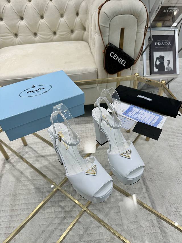 New Arrival, In Stock, Original Mold 1:1 Replica Highest Version Prada Early Spr