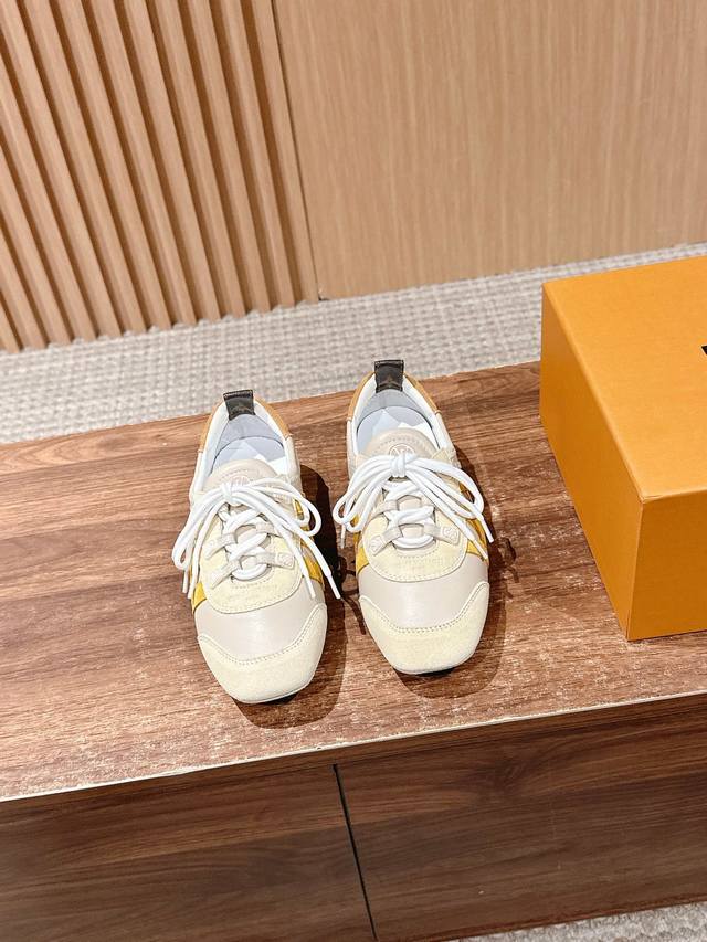 Donkey Brand Sneakers Have Been Trending Non-Stop! Brand Ambassadors Song Qian A