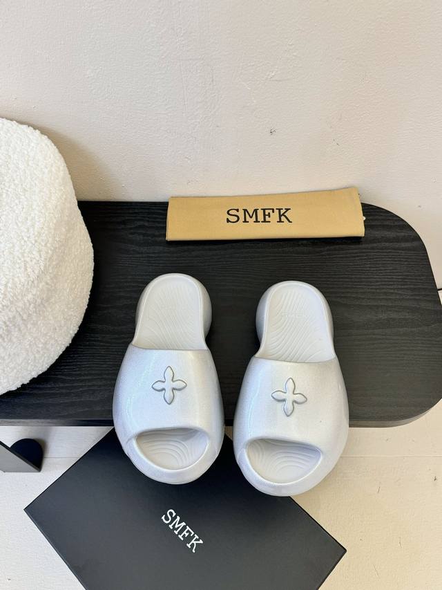 Smfk Cross Bread Slippers 2025 Early Spring New Arrival Thick-Soled Sneakers, A
