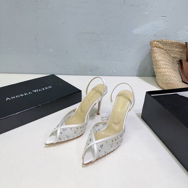 High-Quality Factory-Direct! Niche Fashion Brand 2025 Spring/Summer Sexy Lace Me