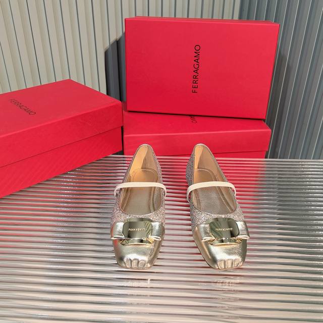 Ferragamo Ballet Flat Shoes Fam's Highly Exposed Ballet Shoes This Season! Peopl
