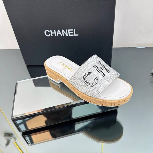 Top-Tier Version Chanel Chanel Little Black Runway-Inspired Chunky Heel Waterpro