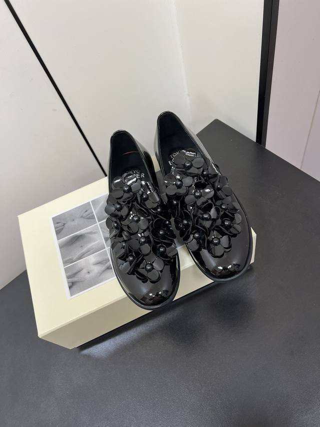 Early Spring New Arrival Niche Trend Tokyo Bopper Flower Shoes! A Must-Have On X
